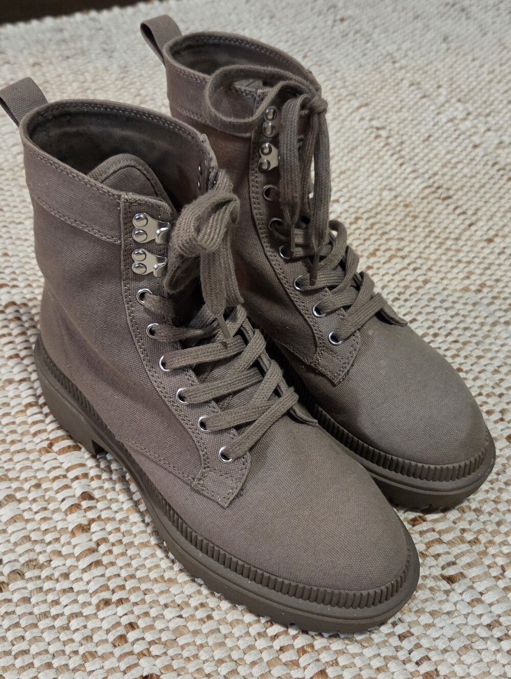 Women's H&M Lace-Up Canvas Combat Boots — Taupe Size 6